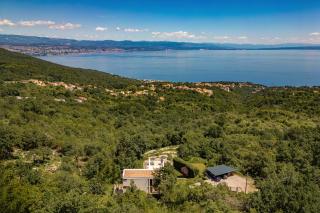 Luxury Villa AltaVista near Opatija for 8 people with wellness, private mini golf court & amazing sea view - Poljane - 4