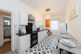 Free Parking 2 Beds Studio Flat close to River Thames - Reading - 1
