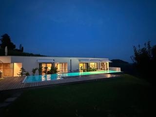 MASTER Suite CasaFux am Graßnitzberg - 8
