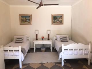 Golf View Guest House - Musina - 1