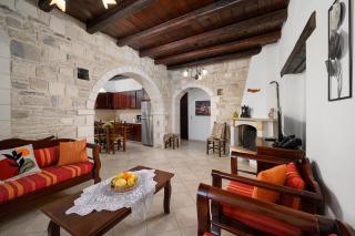 Villa Pano Spiti - Kalamaki Holidays - Kamilari - 4