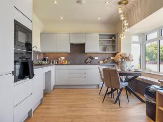 Newly Renovated Luxury Bungalow Pass the Keys - Ulverston - 8