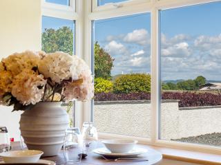 Newly Renovated Luxury Bungalow Pass the Keys - Ulverston - 6