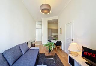 Nestor&Jeeves - JEAN MEDECIN - Central - Modern - Nice - 8