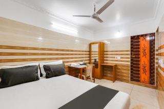 Super Hotel O Sharmila Guest House - Kottakupam - 6