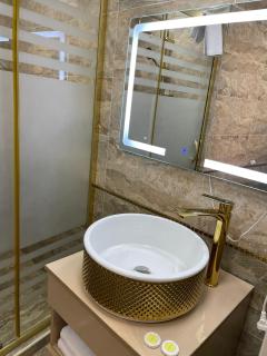 Mirror Design Hotel - Baku - 7