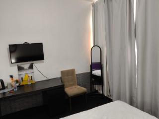 Summer home stay 01 - Abu Dhabi - 5