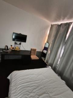 Summer home stay 01 - Abu Dhabi - 6