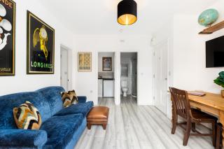 Queens Head Apartments - - 2