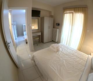 Eleni Kandilari Rooms - Kokkino Nero - 6