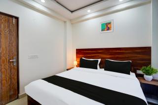 Hotel O VR Residency - Gurgaon - 1