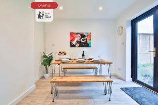 3 Bedroom Home By Littlepiggyrentals Short Lets & Serviced Accommodation With WiFi & Free Parking - Bristol - 3