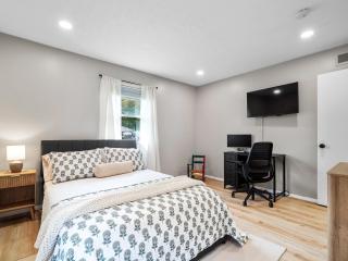 291 Hunter Ave bungalow - - 9