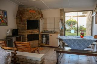 Jomari Guest House - Bayview - 8