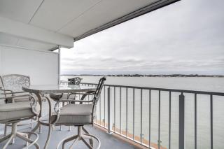Pool and Boardwalk Access Bayfront Ocean City Condo - Ocean City - 0