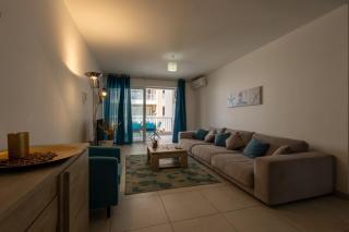 Private Terrace 3BR Home Near Bay & Promenade - St. Paul's Bay - 0
