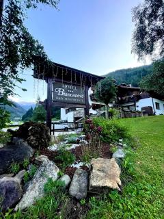 Hotel Biancaneve - Cogolo - 0