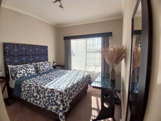 Pioneer Retreat Apartment - Newcastle - 5