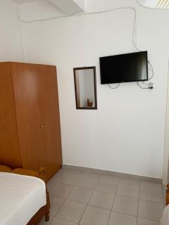 Nikos Rooms - Nea Peramos - 8