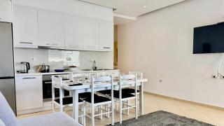 Sea and City view Apartment - Saranda - 5