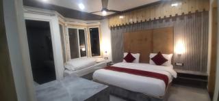 The Griffin Mall Road Nainital - Jāmb - 9