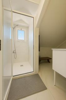Santos Apartment in Central Lisbon with River View - 3