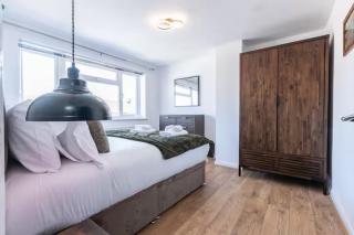 Stylish and comfortable 4-Bedroom Retreat in the Heart of Chelmsford - Chelmsford - 8