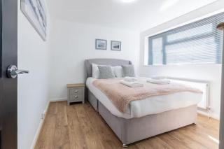 Stylish and comfortable 4-Bedroom Retreat in the Heart of Chelmsford - Chelmsford - 7