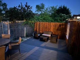 Stylish and comfortable 4-Bedroom Retreat in the Heart of Chelmsford - Chelmsford - 4