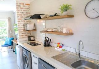 Pont de Val Riverside accommodation - 6