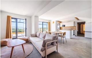 Luxueux T4 de 100m2 avec roof top, piscine et plage - 6