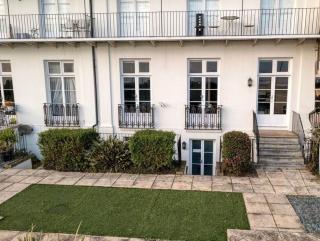 The Art Deco Retreat-Ramsgate-Ground floor-Sea Views - 4