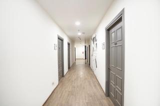 FabHotel Royale 49 - Noida - 5