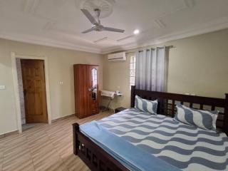 Hallway Vacation Apartments - Trofwi - 1