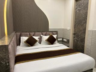 Hotel Shree Guru By VR Hotels - Nuova Delhi - 0
