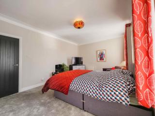 Laceby Lodge - contractors welcome fast WIFI Sky TV Cambridge Mews - - 4