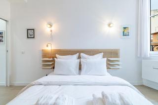 Sunlight Properties - Archibald - Nice Port area, 2 Bedrooms, stunning holiday rental apartment with balcony & parking - Nice - 3