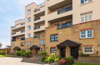 Spacious 2-bedroom apartment near the river for couples - Dublino - 1