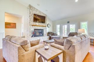 Near Bull Shoals Lake Spacious Golfers Getaway! - Mountain Home - 7