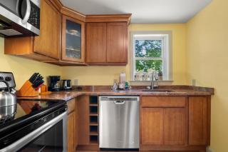 Mins to Nauset Beach & Walkable to Town - 3