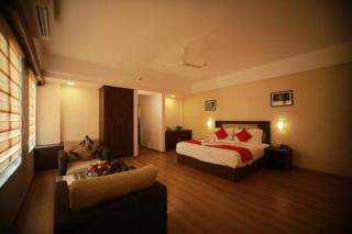 HOTEL ABAAM CHELSEA - Ernakulam - 9