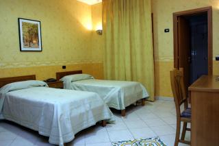 Hotel La Vecchia Quercia - Cerreto Sannita - 8
