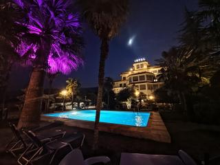 Hotel Palma - Gjirokastër - 0