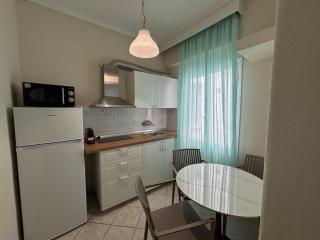 Leonidas Apartments & Suites 2 - Mola Kalyva - 4