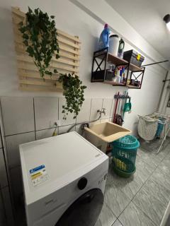 Quarto em apartamento próximo ao aeroporto - São José dos Pinhais - 3