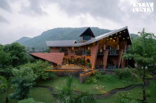 StayVista at Pranah with Pool, BBQ, Lawn - Karjat - 0