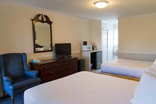 The Colonial Lodge - Stone Harbor - 4