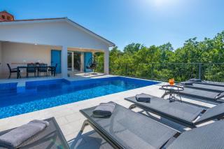 Villa Romantika, a beautiful and romantic pool villa - Raša - 9