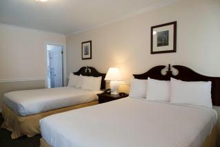 The Colonial Lodge - Stone Harbor - 3