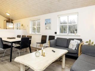 8 person holiday home in Hirtshals-By Traum - 4